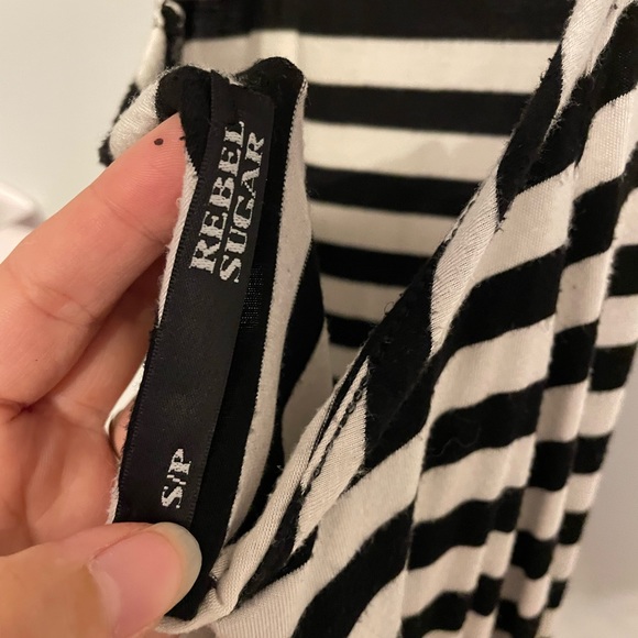 Black and white stripe Backless Maxi Dress S size small - Picture 3 of 3